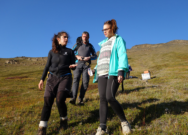 Léa Lévy et Margaux Dzuilka en mission scientifique en Islande