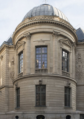 Façade de la bibliothèque au 12, rue des Petits-Champs  © ENC – cl. J.C. Ballot